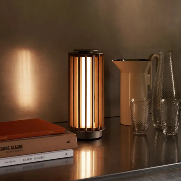Numbra TY3 Draagbare Lamp Gelakt Eiken/Gehamerd Aluminium