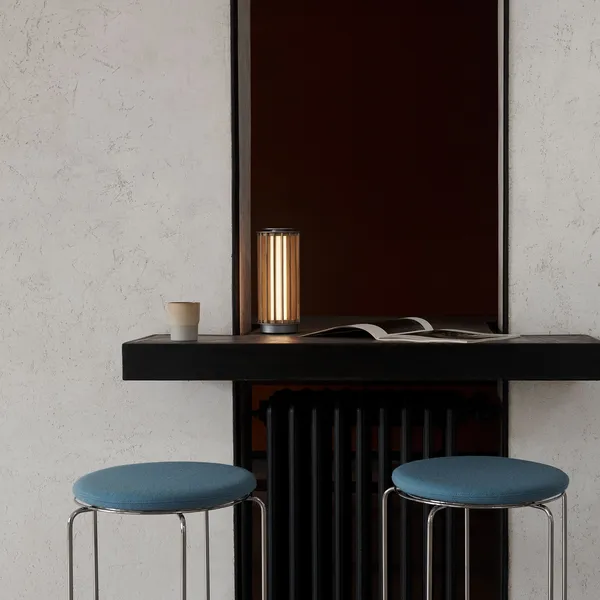 Numbra TY3 Draagbare Lamp Gelakt Eiken/Gehamerd Aluminium