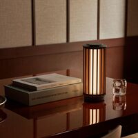 Numbra TY3 Draagbare Lamp Gelakt Eiken/Gehamerd Aluminium