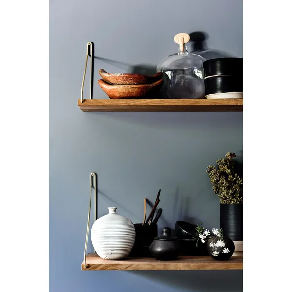 Single Shelf 27x60 Oak/ Brass