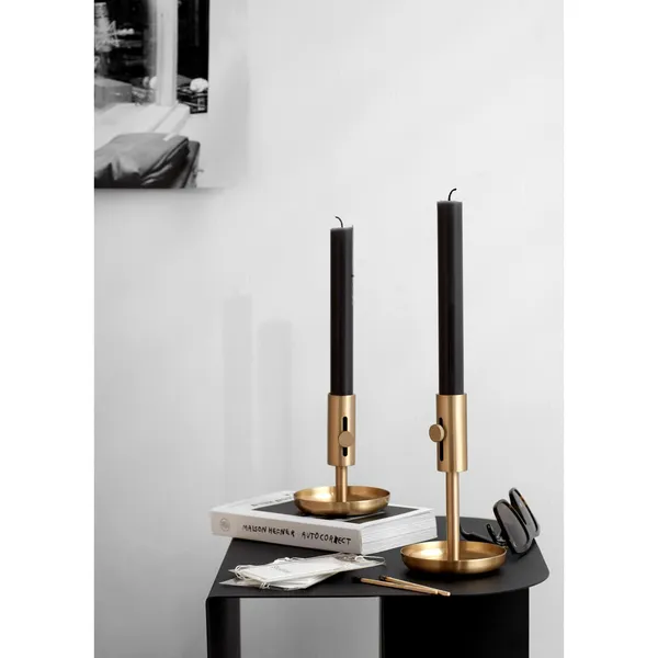 Granny Candlestick H11.5 Black