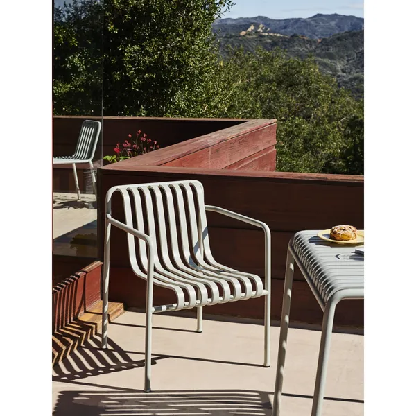 Palissade Table L82.5 Sky Gray