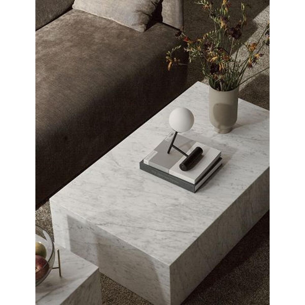 Plinth Couchtisch Niedrig Carrara Marmor