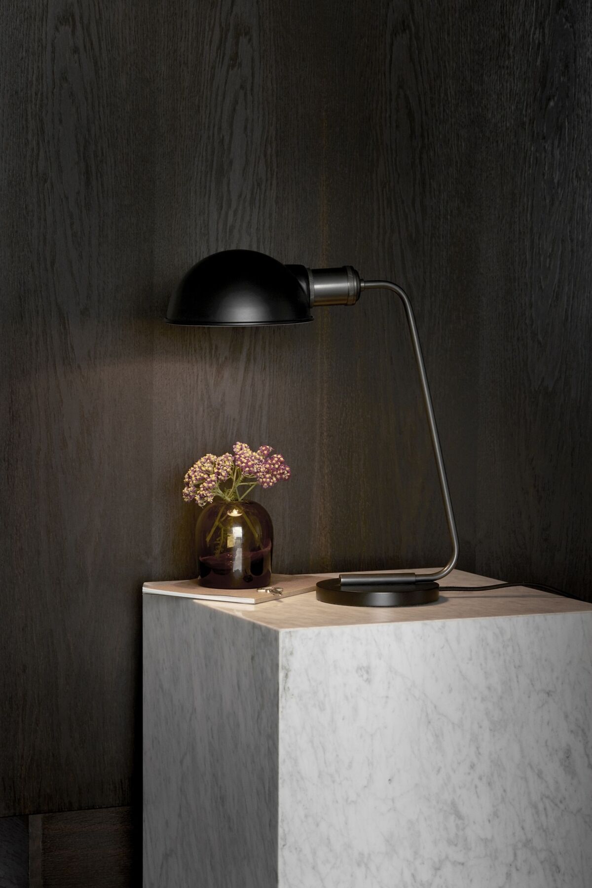Stolik Kawowy Plinth High Carrara Marble