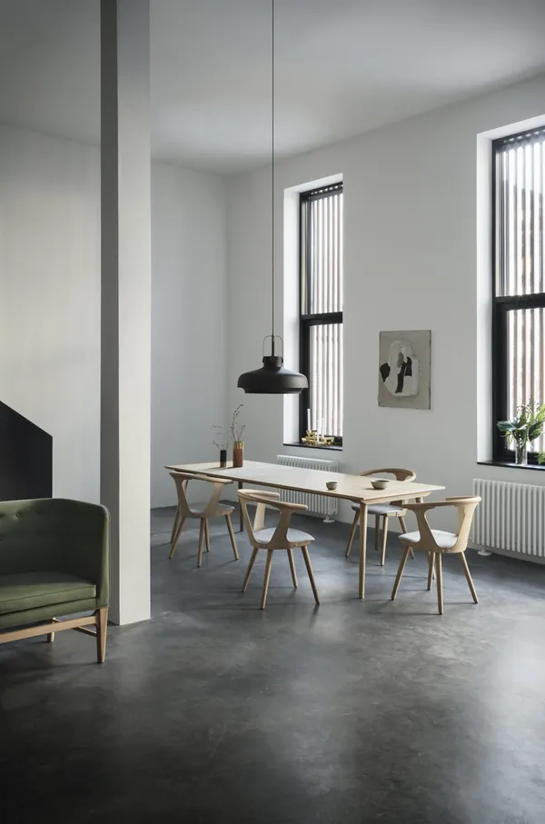 In Between SK1 Dining Chair Smoked