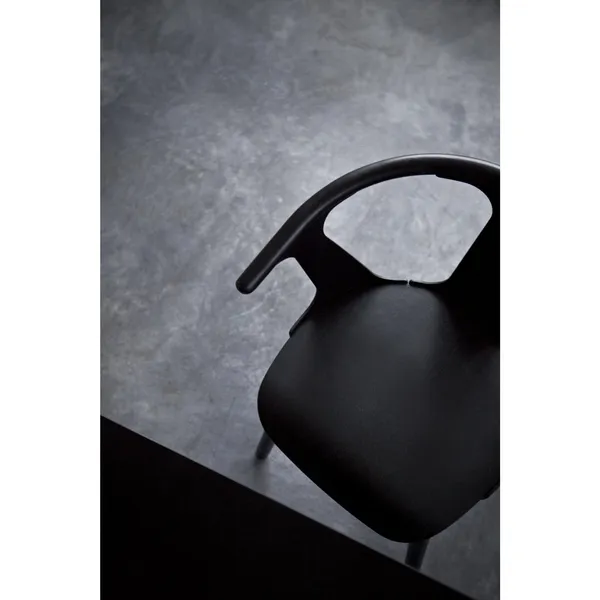 In Between SK1 Dining Chair Black