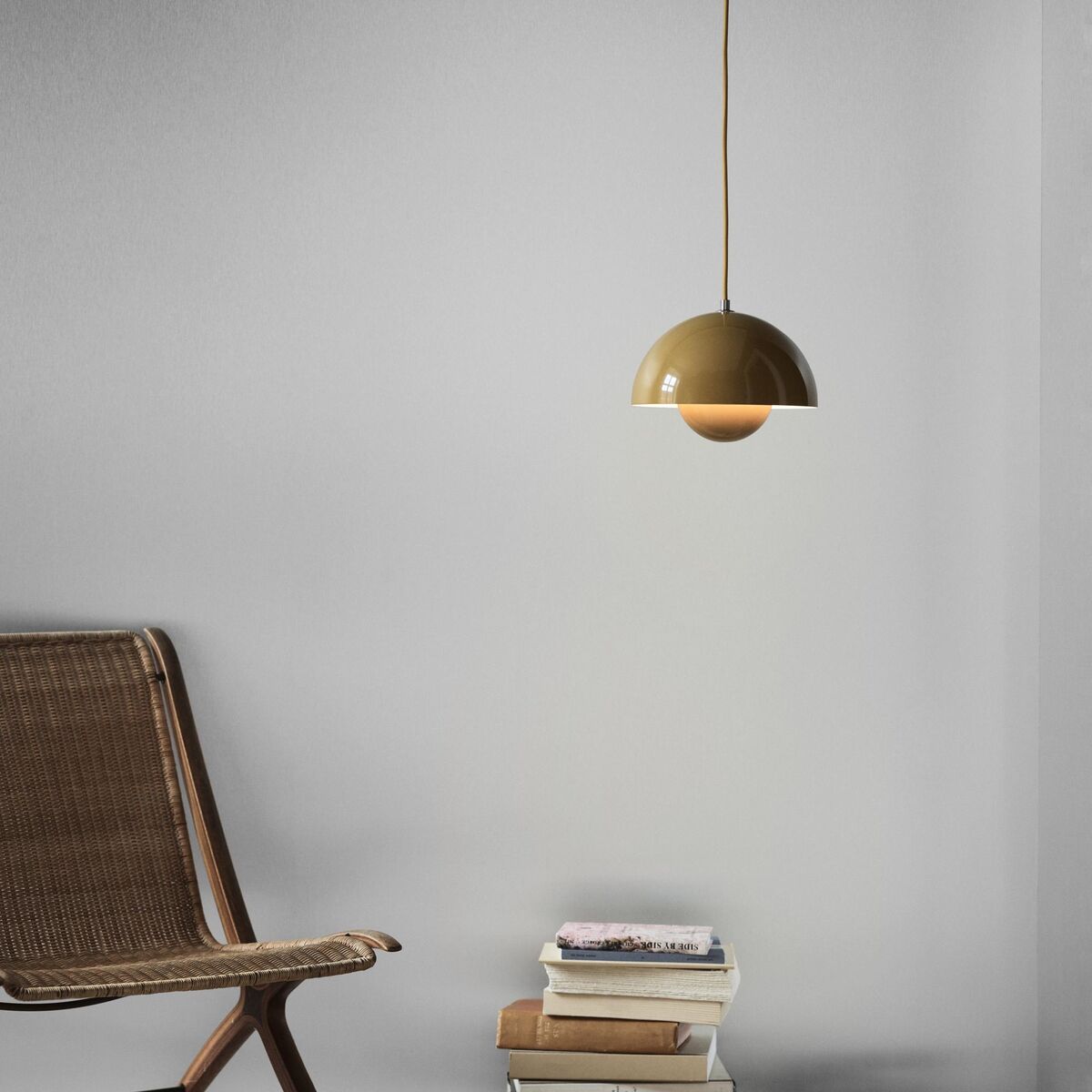 Flowerpot VP1 Hanglamp Mosterdgeel