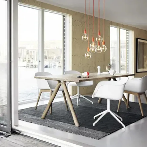 Fiber Dining Chair w. Wood Base White/ Oak