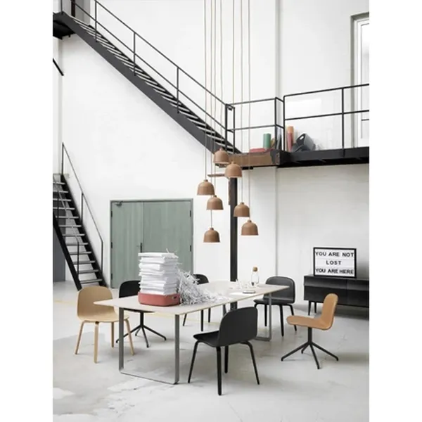 Fiber Dining Chair w. Wood Base White/ Oak