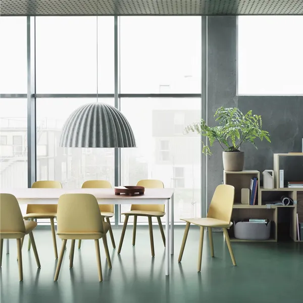 Fiber Dining Chair w. Wood Base White/ Oak