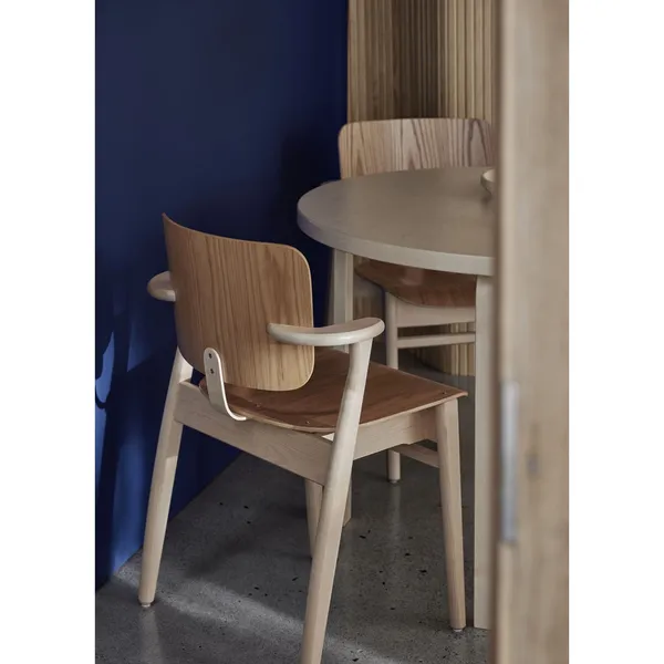 Domus Spisebordsstol Honningbejdset Birk