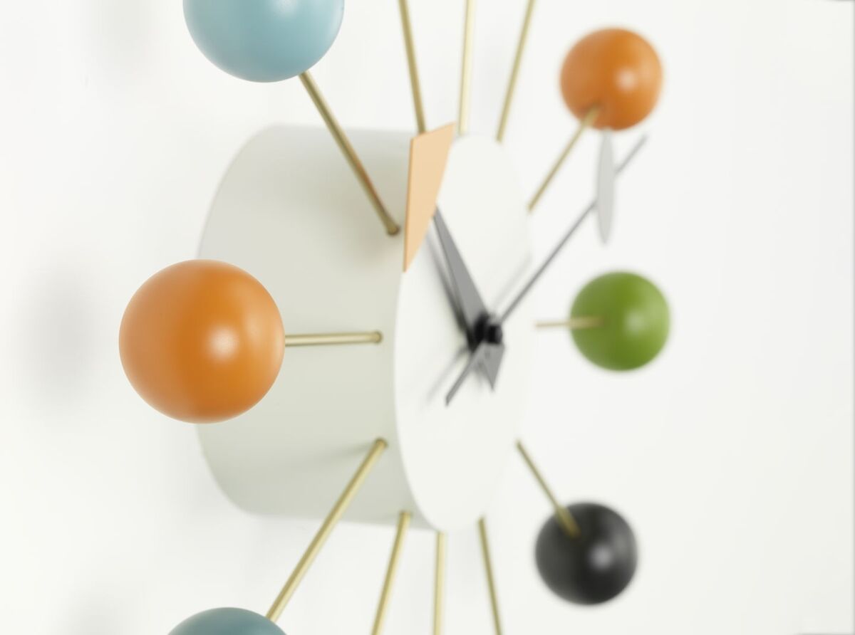 Ball Clock Léger Multicolore