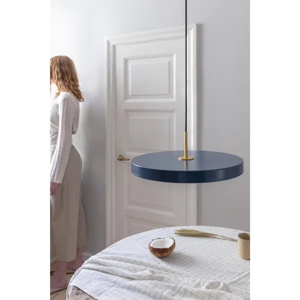Asteria Pendelleuchte Blau mit Messing