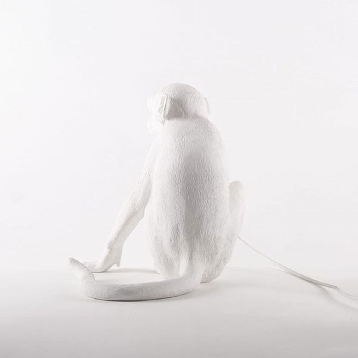 Monkey Sitting Tischlampe Weiß