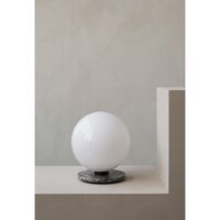 TR Vegglampe Sort Matt Opalglass