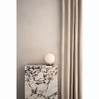 TR Vegglampe Sort Matt Opalglass
