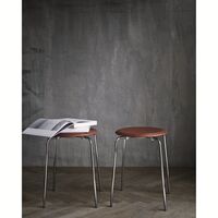 Dot Stool Walnut