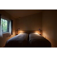 Applique NJP Braccio Lungo 2700K Luce Alluminio/ Grigio