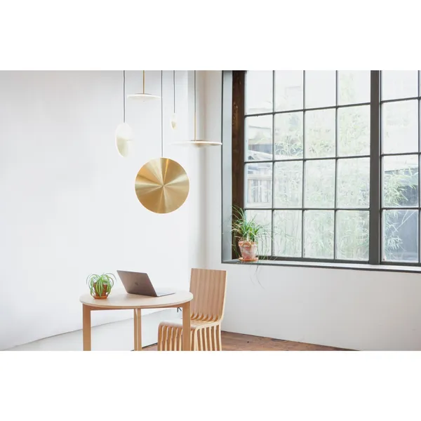 Chrona Dish 17 Vertikal Pendel Messing
