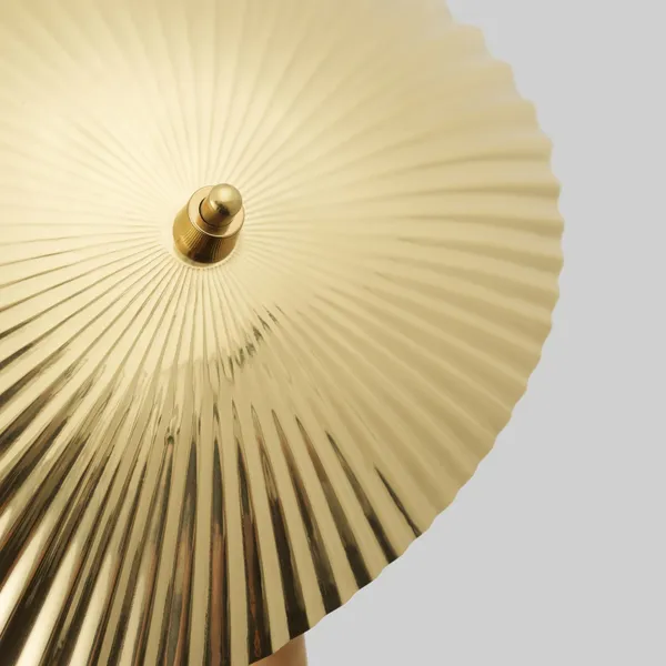 Tynell Collection 5321 Bordslampa Mässing