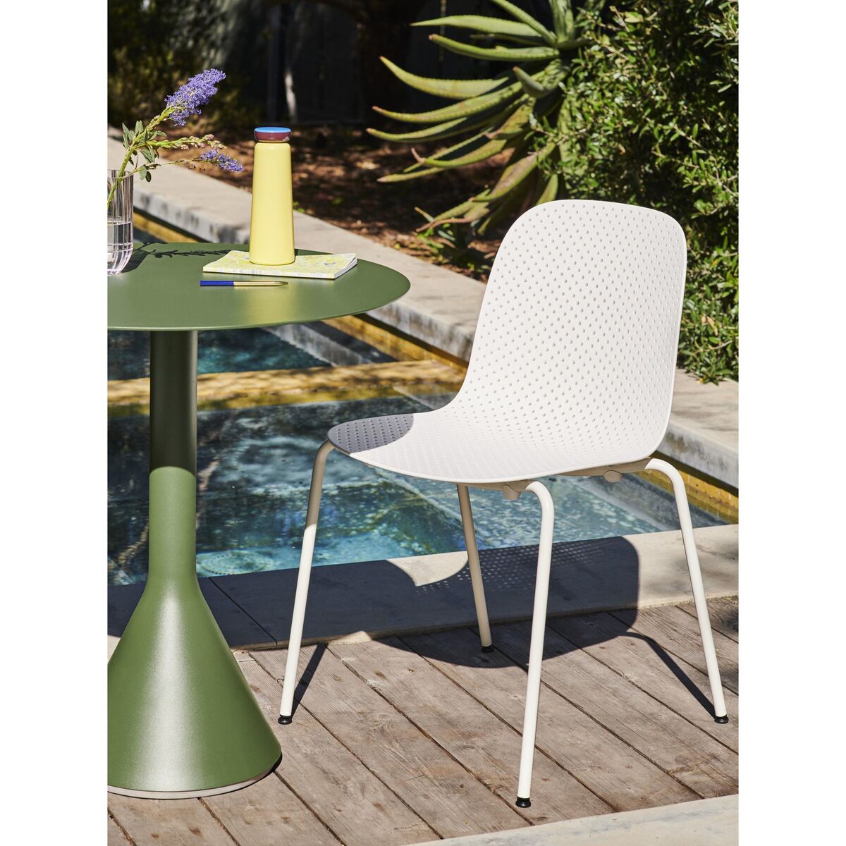 Palissade Cone Tisch Ø70 Olive