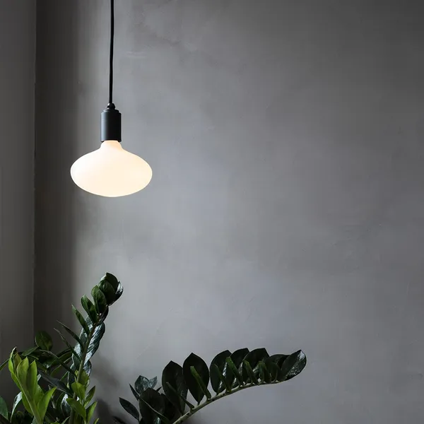 Oval E27 LED-polttimo 6W - Dimmable