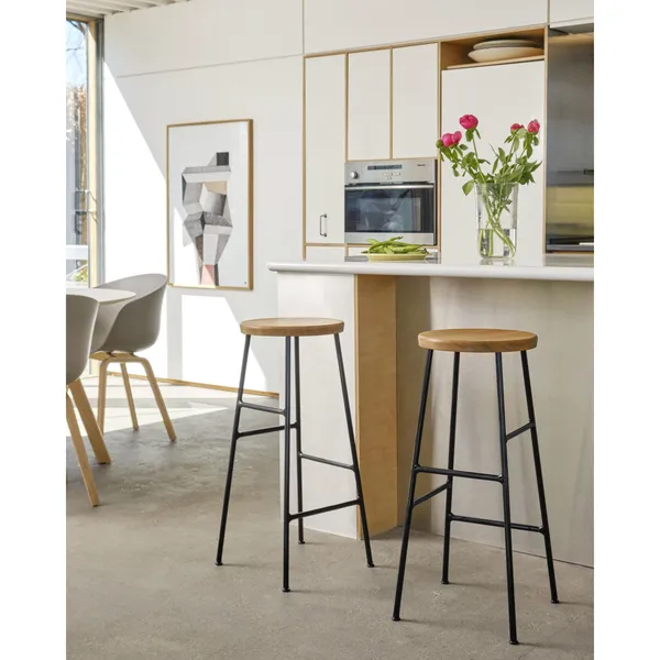 Cornet Bar Stool H65 Black/ Oiled Oak