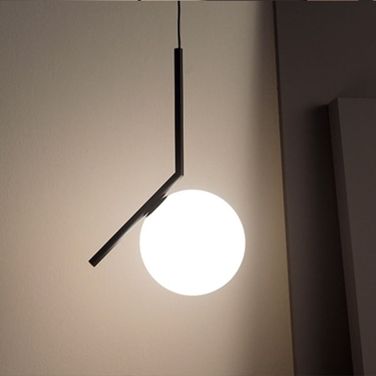 IC S2 Pendant Matt Black