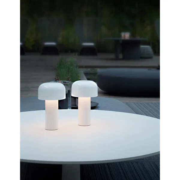 Bellhop Battery Bordlampe Hvid