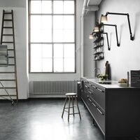 522 Vegglampe Sort Stor