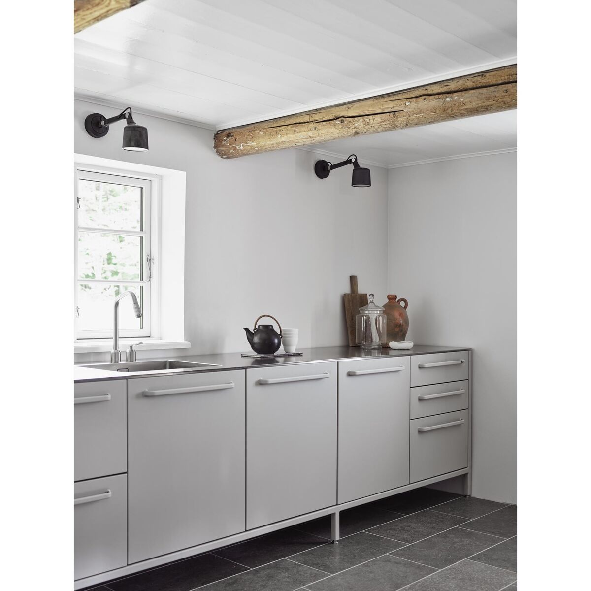 523 Vegglampe Sort Liten
