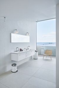 524 Wall Spot White