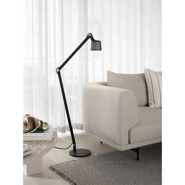 Gulvlampe Sort