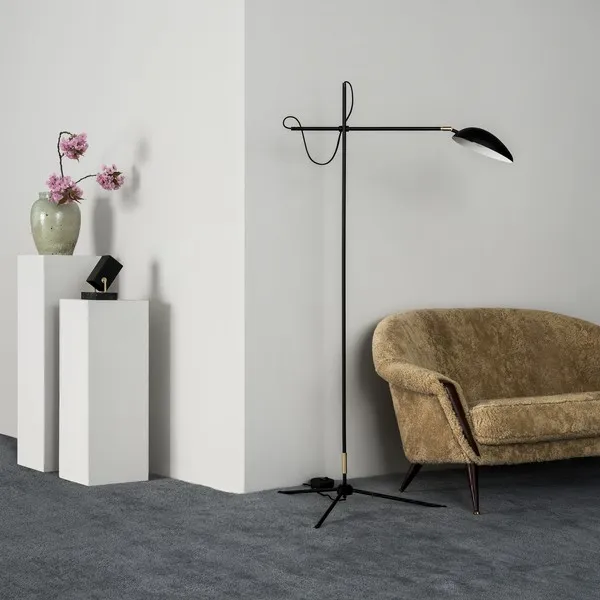 Spoon Floor Lamp Black