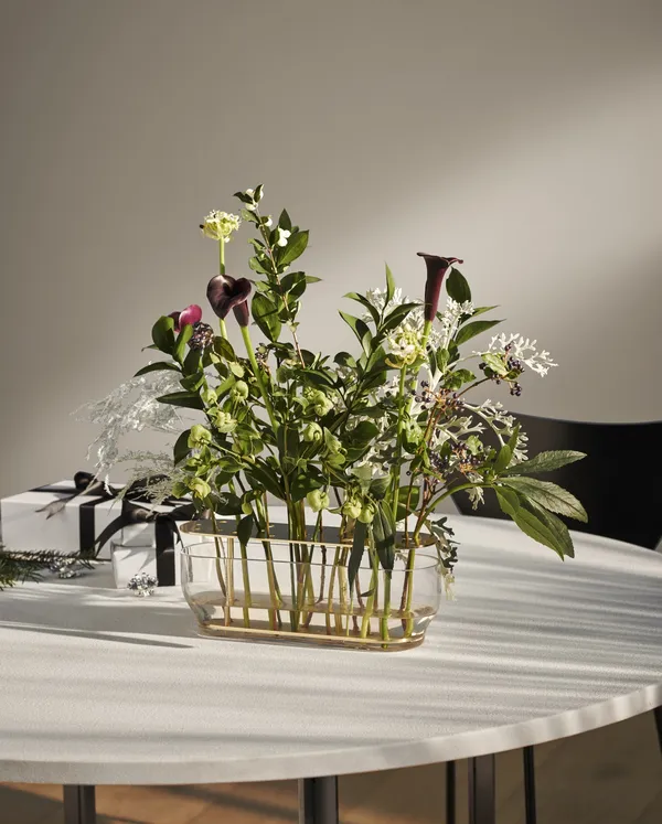 Ikebana Vase Lang Messing