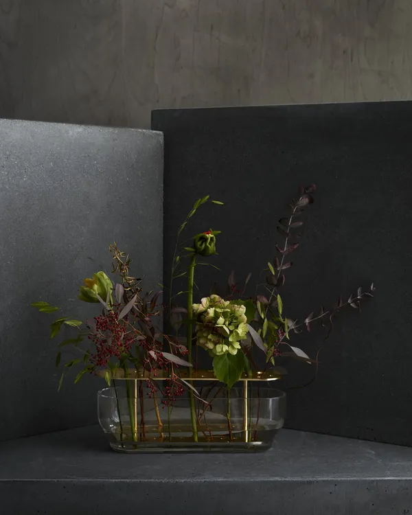 Ikebana Vase Lang Messing
