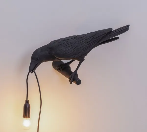 Bird Looking Left Wall Wall Lamp Black
