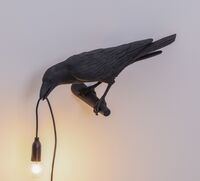 Bird Looking Left Wall Wall Lamp Black