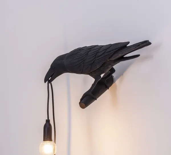 Bird Looking Left Wall Wall Lamp Black