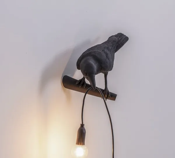 Bird Looking Left Wall Wall Lamp Black