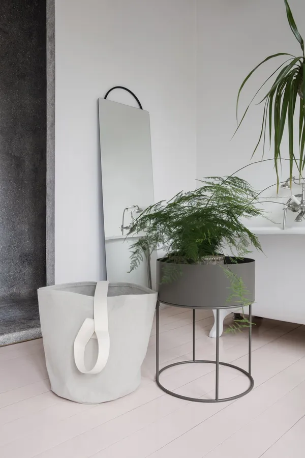 Adorn Mirror Black