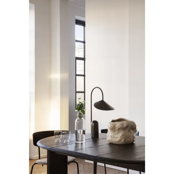 Arum Table Lamp Black
