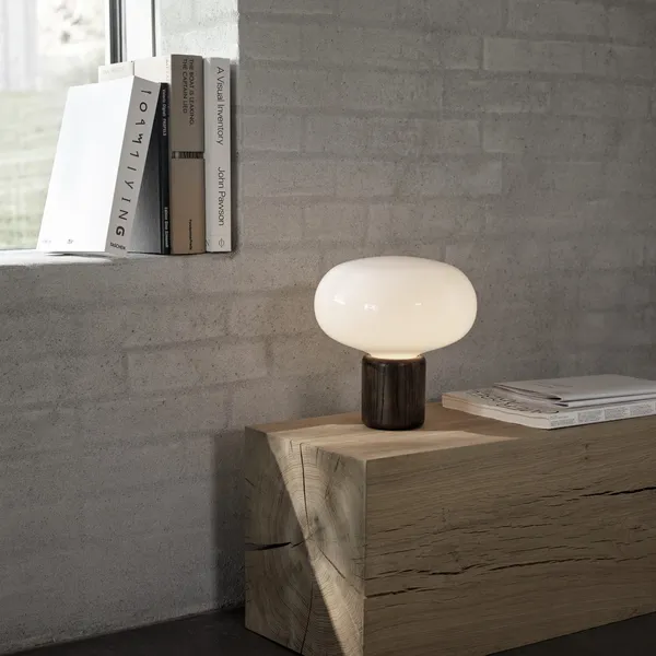 Karl-Johan Lampe à Poser Noir Marquina avec Verre
