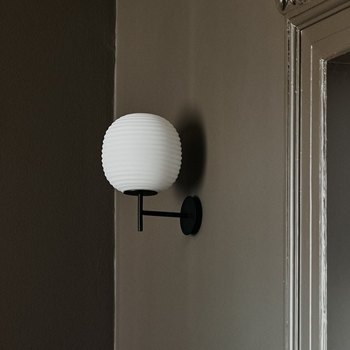 Lantern Applique Piccola Nero Ø20