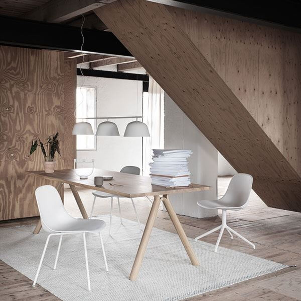 Ambit Rail Pendelleuchte Taupe