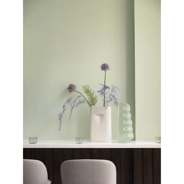 Ridge Vase H35 Off White