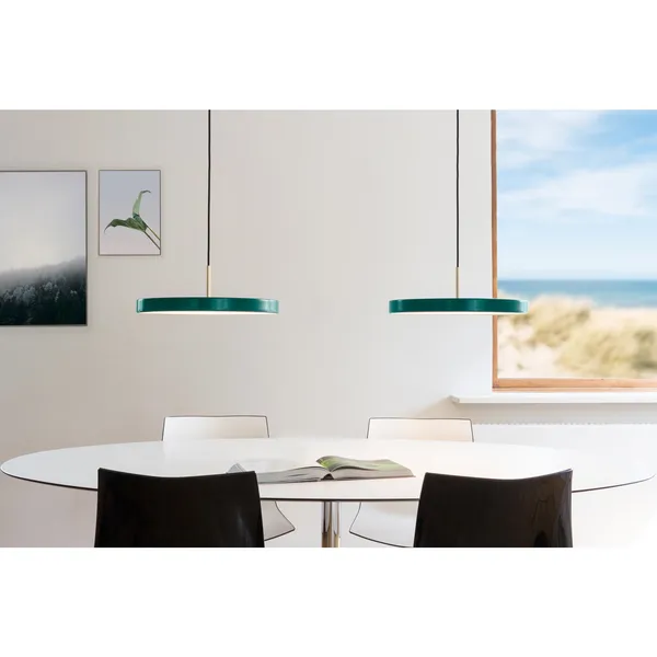 Asteria Mini Pendelleuchte Grün mit Messing