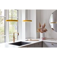 Asteria Mini Pendelleuchte Gelb mit Messing