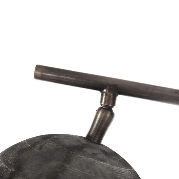 Line One Stehlampe Oxidiert
