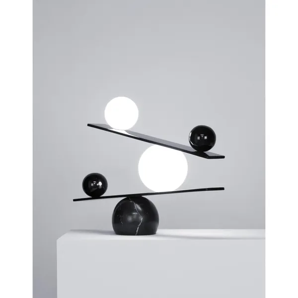 BALANCE Tischlampe Schwarz